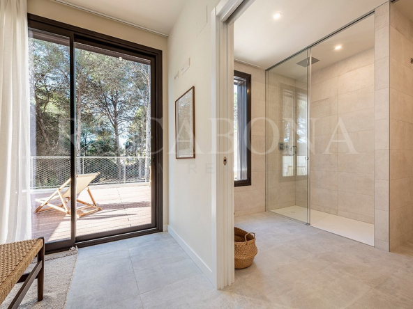 d8bc0766-210f-409b-bdfe-cd35ebb2b900 (Copiar)